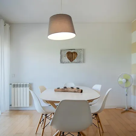 Modern 2-bedroom In Expo Lisboa
